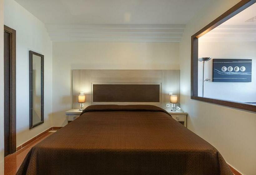 Номер Стандарт Вид на Море, Doña Luisa