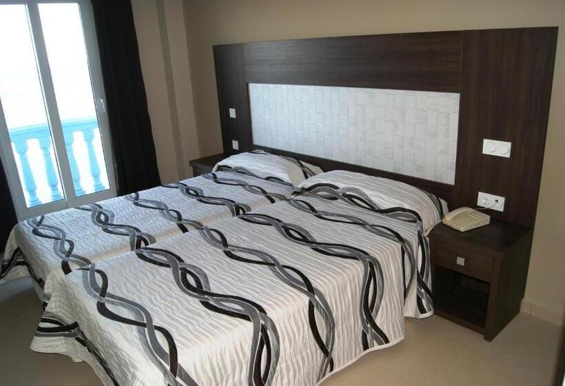 Номер Стандарт Вид на Море, Doña Luisa