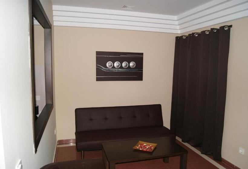 Номер Стандарт Вид на Море, Doña Luisa