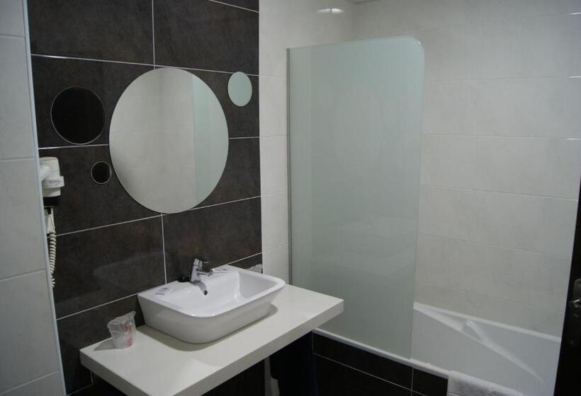 Номер Стандарт, Doña Luisa