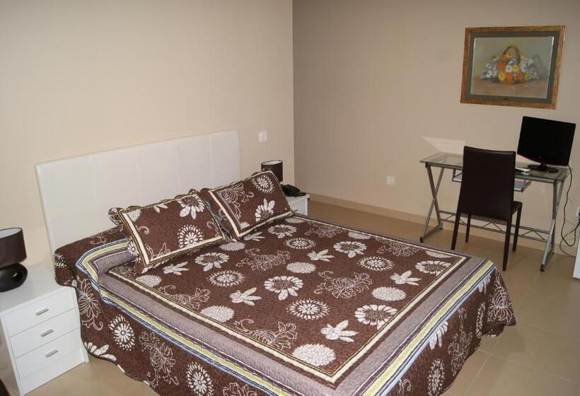 Номер Стандарт, Doña Luisa