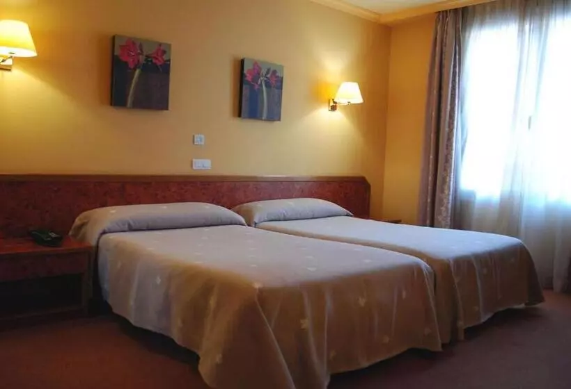 اتاق استاندارد, Gernika   Adults Only