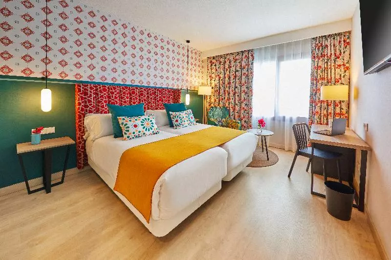 اتاق راحتی, Hesperia Sevilla