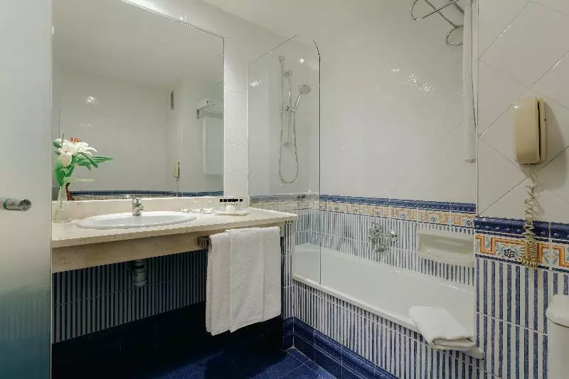 اتاق استاندارد, Hesperia Sevilla