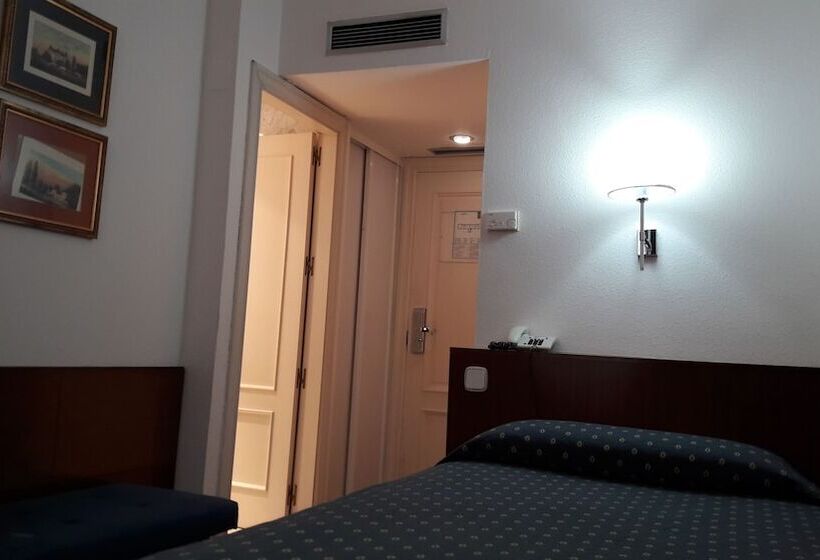 Номер Стандарт Индивидуальный, Horus