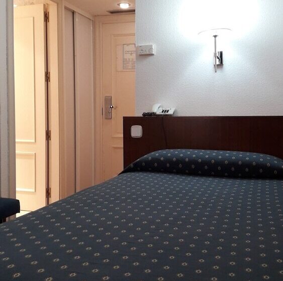 Номер Стандарт Индивидуальный, Horus