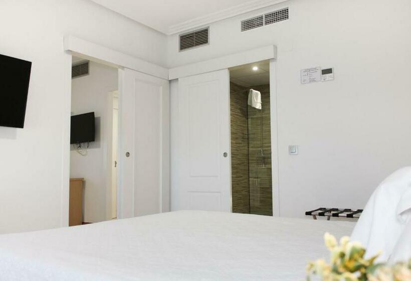 غرفة سوبيريور عائلية, Hospedium Hotel Castilla