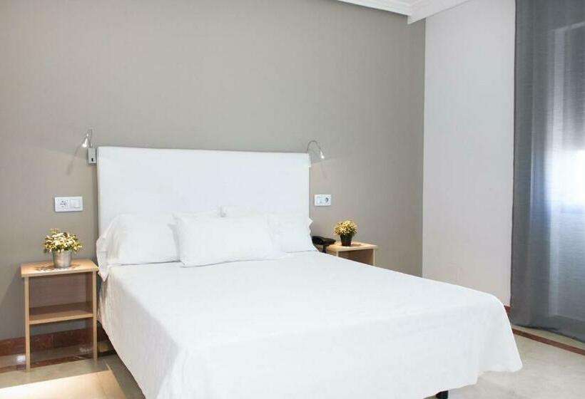 غرفة سوبيريور عائلية, Hospedium Hotel Castilla