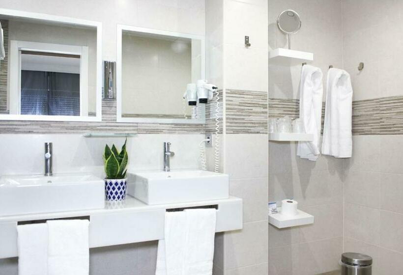 غرفة سوبيريور عائلية, Hospedium Hotel Castilla