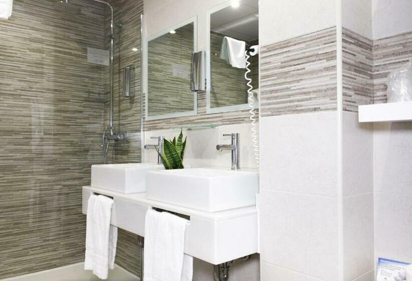 غرفة سوبيريور عائلية, Hospedium Hotel Castilla