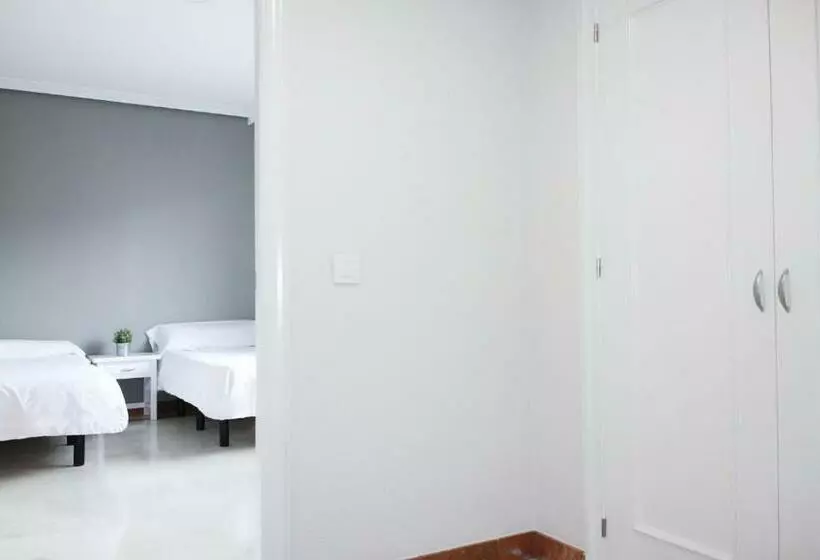 Habitación Familiar, Hospedium Hotel Castilla