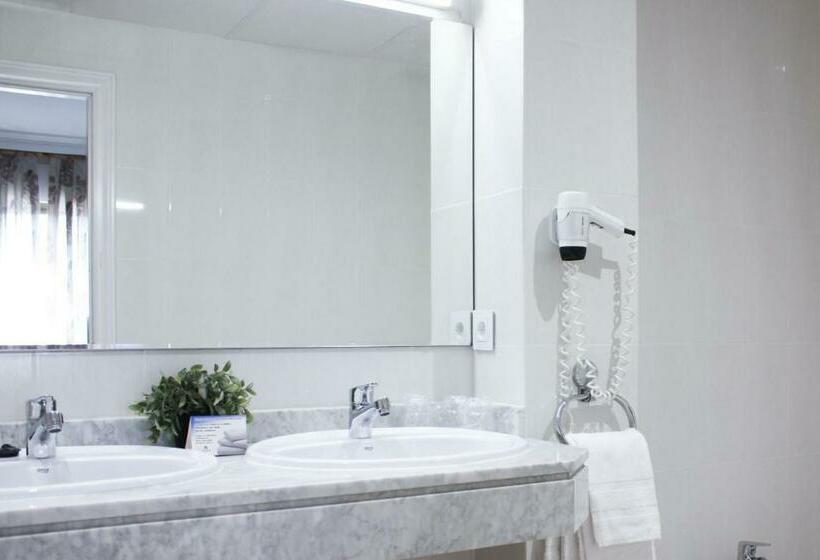 غرفة عائلية, Hospedium Hotel Castilla