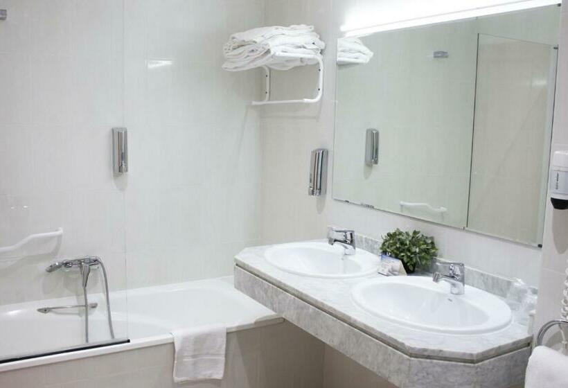 Семейный Номер, Hospedium Hotel Castilla