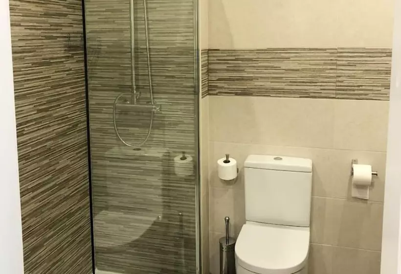 Habitación Triple Estándar, Hospedium Hotel Castilla