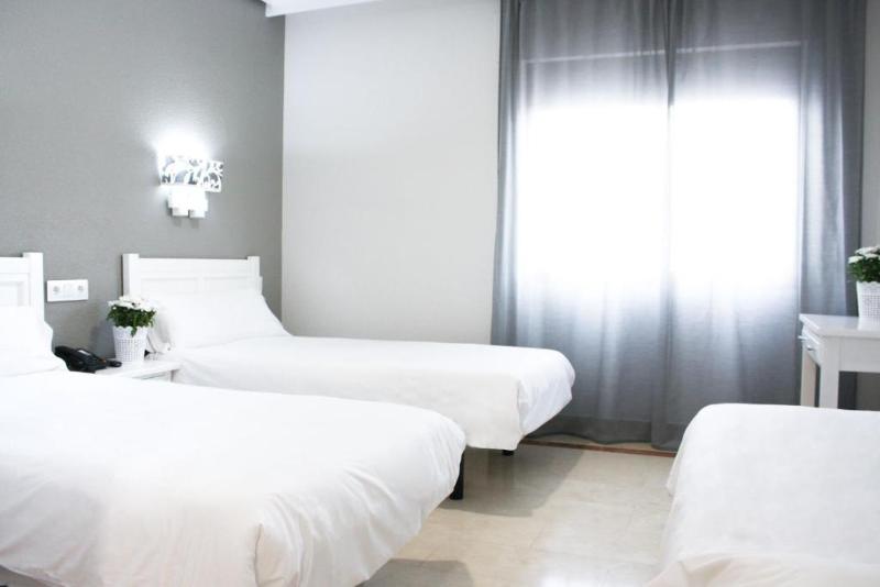 Номер Стандарт Трехместный, Hospedium Hotel Castilla