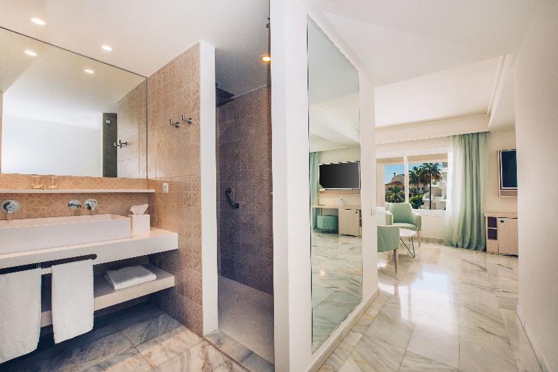 プールビュージュニアスイート, Iberostar Selection Marbella Coral Beach