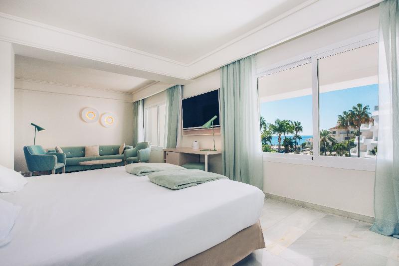 جناح جونيور مطلّ علي حمام السباحة, Iberostar Selection Marbella Coral Beach