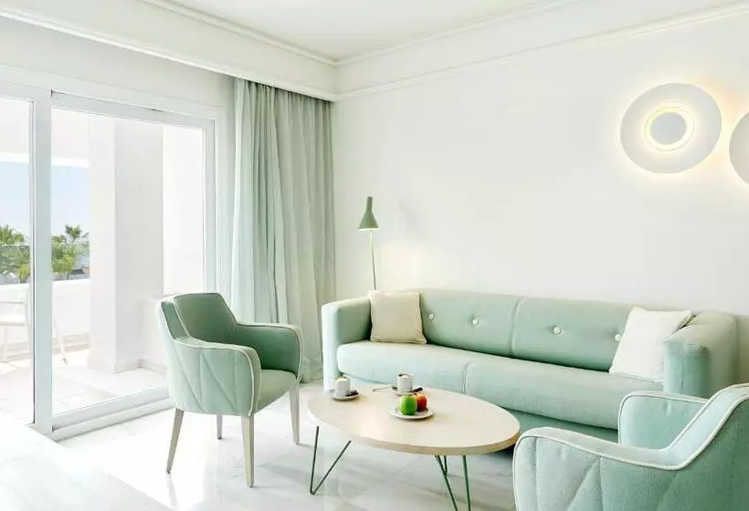 سوئیت جونیور سوپریور با چشم‌انداز دریا, Iberostar Selection Marbella Coral Beach
