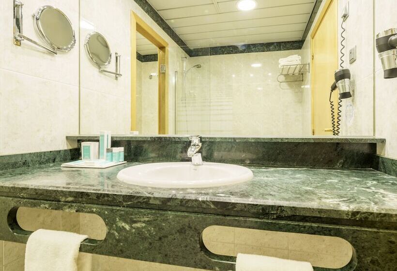 חדר משפחתי, Ilunion Bilbao