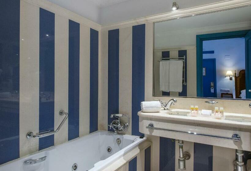 اتاق اکونومی, Las Casas De La Judería