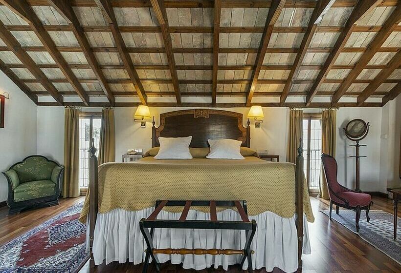 سوییت جونیور, Las Casas De La Judería