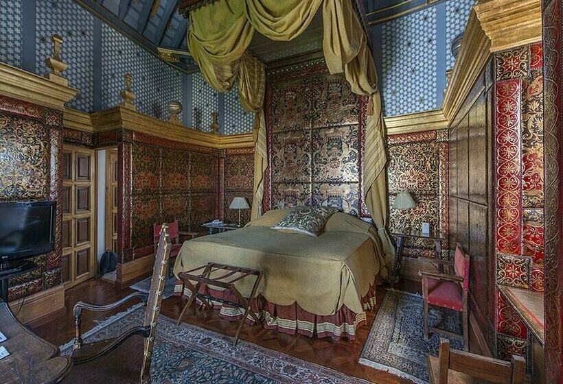 سوییت جونیور, Las Casas De La Judería