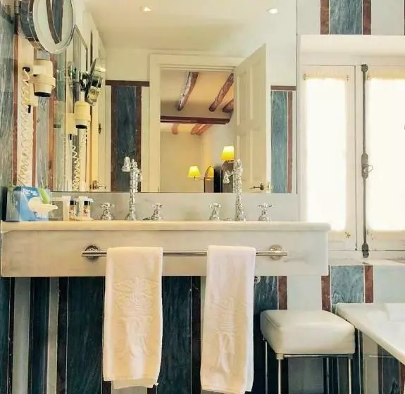 اتاق استاندارد یک نفره, Las Casas De La Judería
