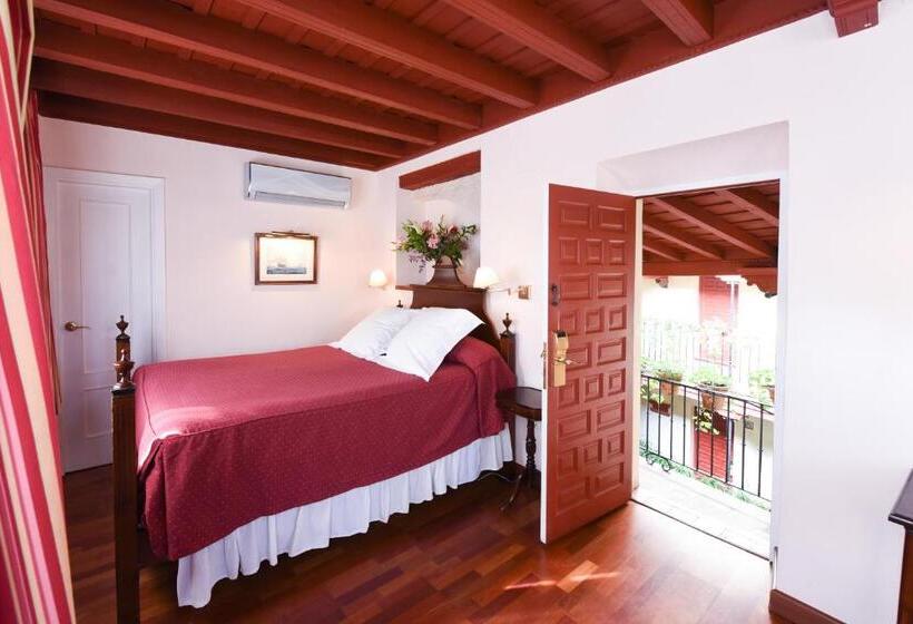 اتاق استاندارد با وان آب گرم, Las Casas De La Judería