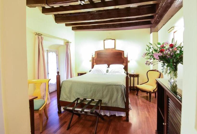 اتاق استاندارد یک نفره, Las Casas De La Judería