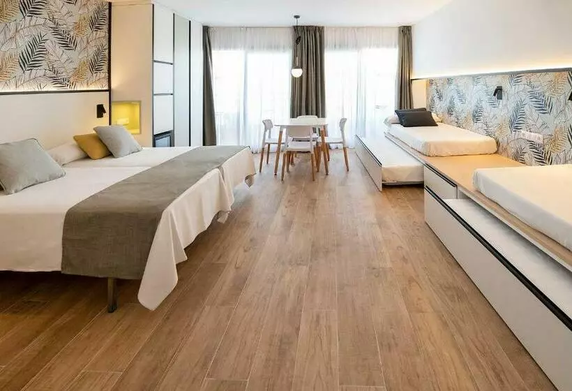 スーペリアファミリールーム, Medplaya Hotel Calypso