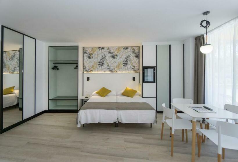 高级家庭房间, Medplaya Hotel Calypso