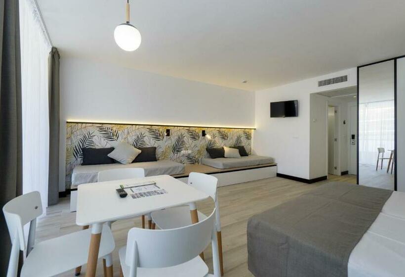 高级家庭房间, Medplaya Hotel Calypso