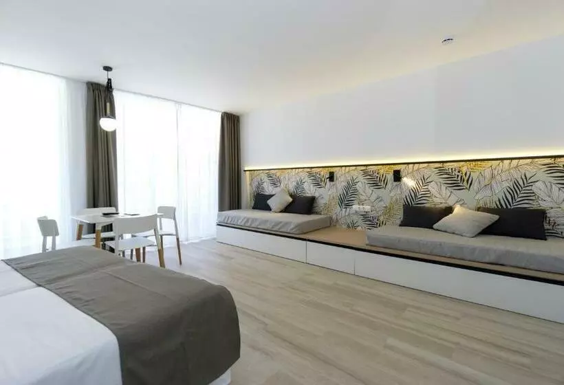 スーペリアファミリールーム, Medplaya Hotel Calypso