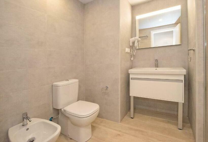 高级家庭房间, Medplaya Hotel Calypso