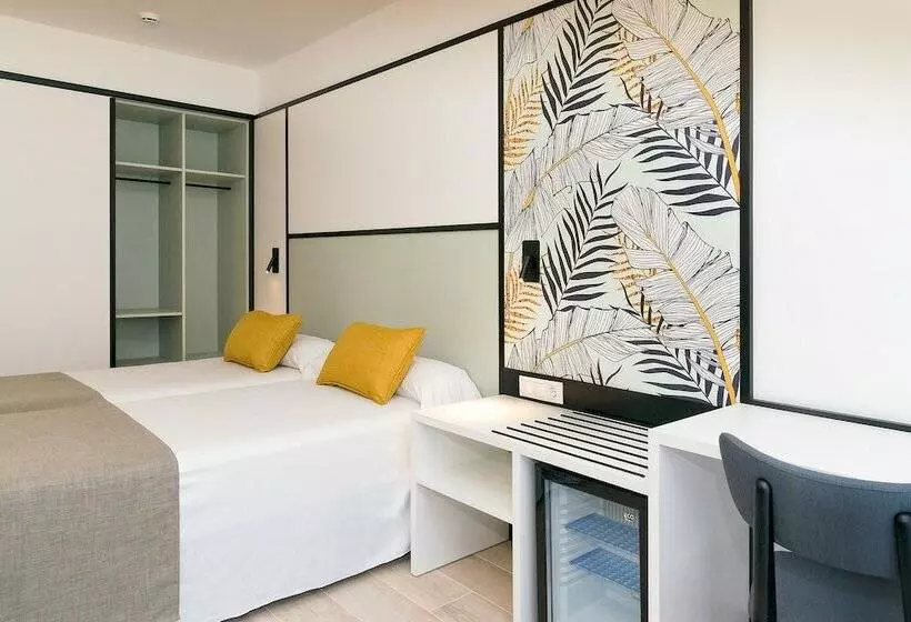 スーペリアファミリールーム, Medplaya Hotel Calypso