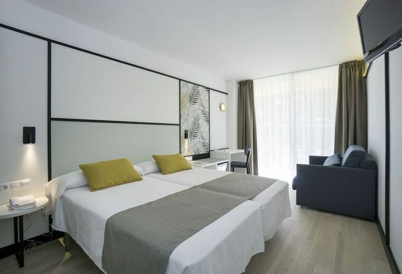 高级家庭房间, Medplaya Hotel Calypso