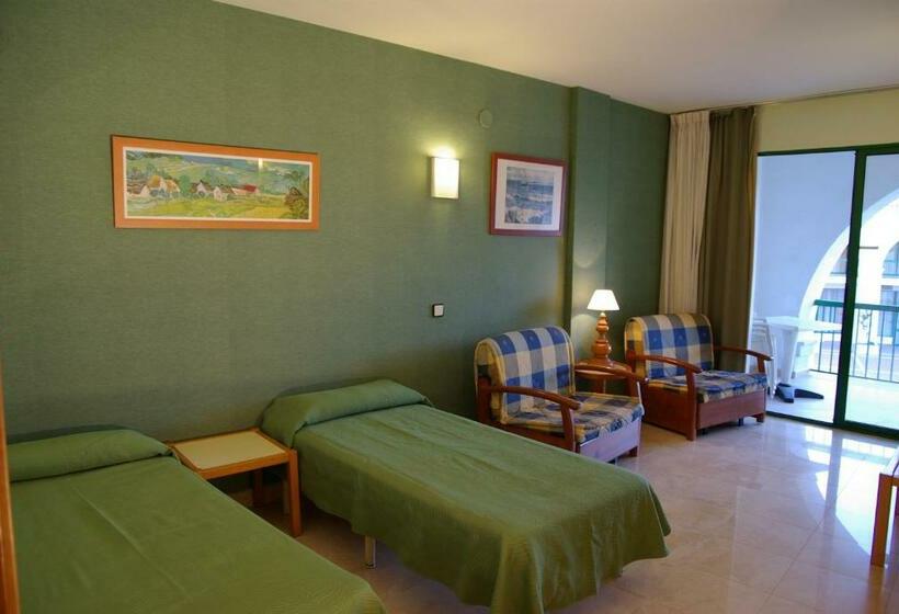 Четырехместный Номер Стандарт, ALEGRIA Hotel Pino Alto