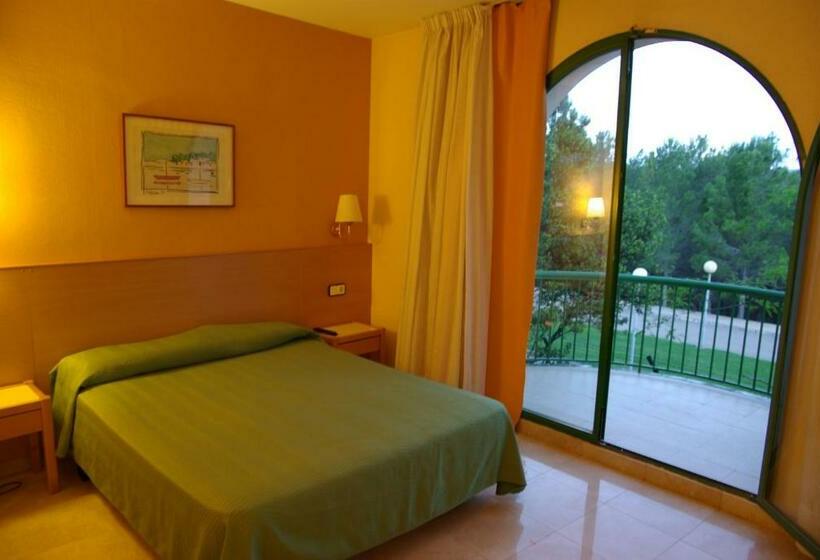 חדר סטנדרט לארבעה, ALEGRIA Hotel Pino Alto