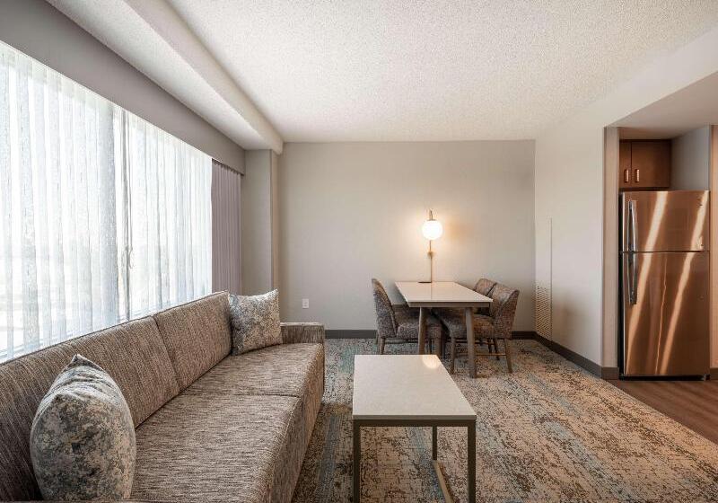 스탠다드 룸, Monarque Cendrillon