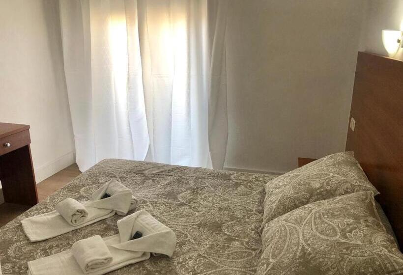 스탠다드 발코니 룸, Medium Montecarlo