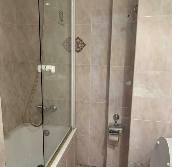 غرفة قياسية, Pepa