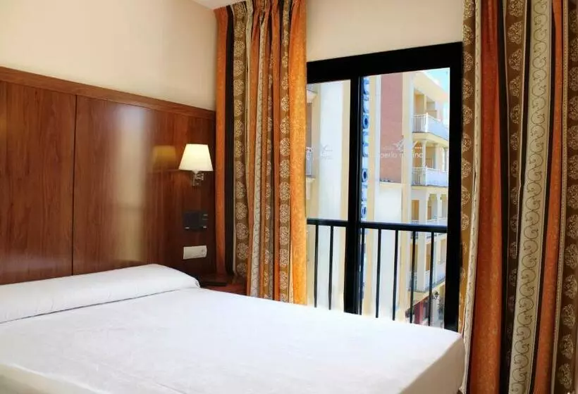 Chambre Standard Individuelle, Perla Marina