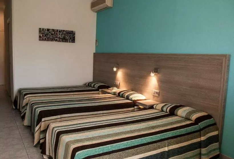 Chambre Triple Standard, Planas