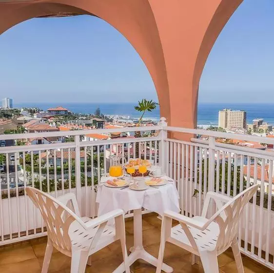 اتاق استاندارد یک نفره با چشم‌انداز دریا, Puerto Palace