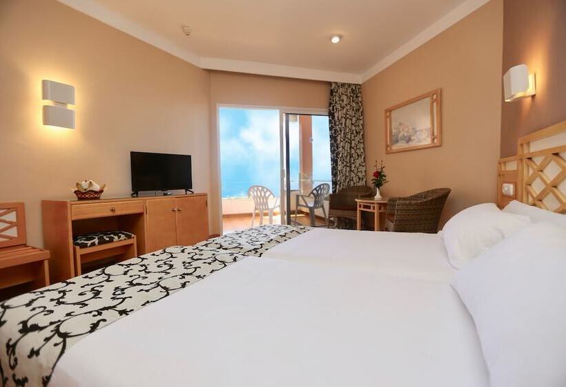 Quarto Estandar Vista Piscina, Puerto Palace