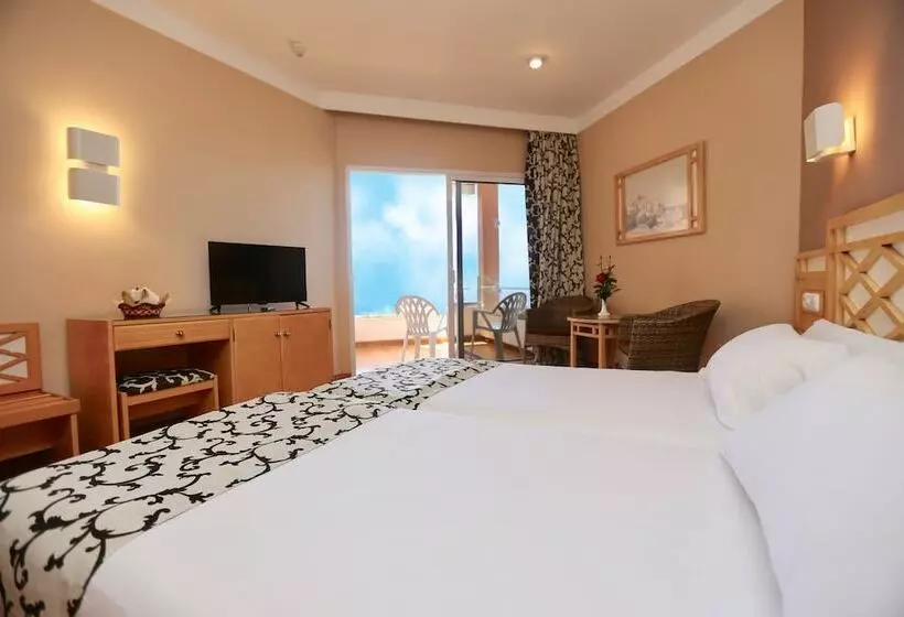 اتاق استاندارد با چشم‌انداز استخر, Puerto Palace