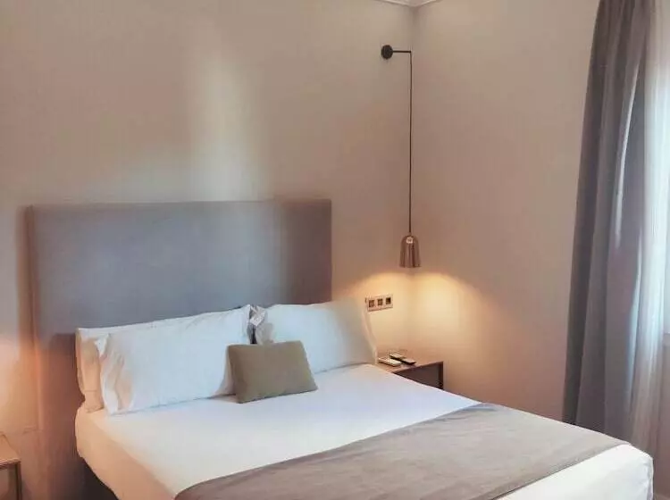 اتاق استاندارد یک نفره, Real Segovia By Recordis Hotels