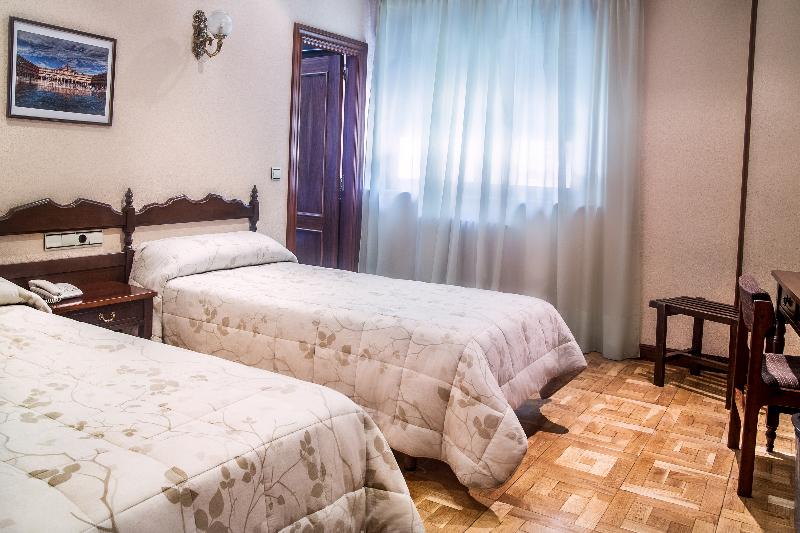 Standart Oda, Residencia Castellano I