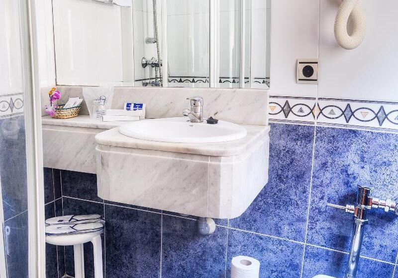 اتاق استاندارد, Residencia Castellano I