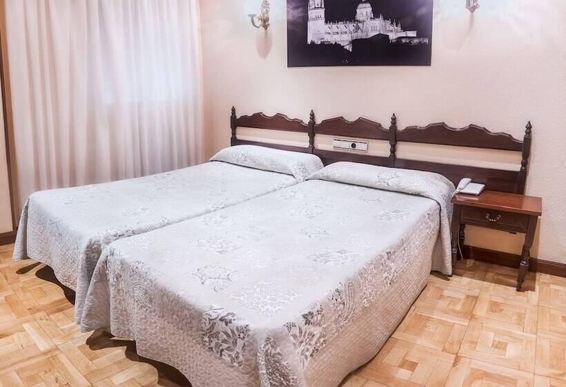 Standart Oda, Residencia Castellano I